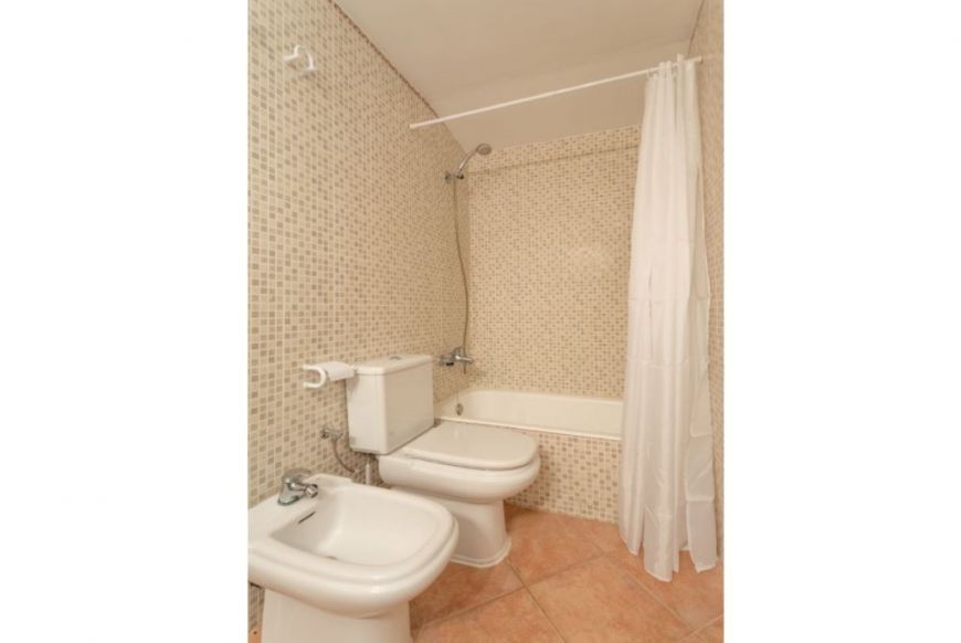 Baño - Casa Xaloc.JPG